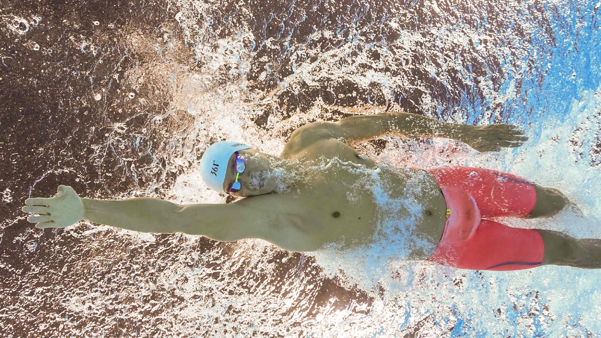 意甲：高价引援，争夺未来潜力股，意甲引入中国